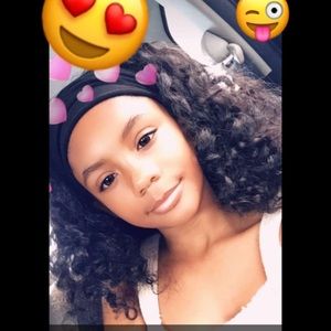 Meet your Posher, Ashley